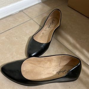 Black Dress Flats